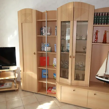 Tjarks By Interhome Semesterbostad Wiarden