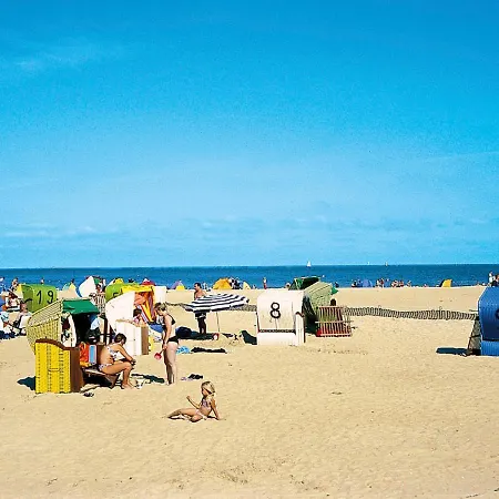 Semesterbostad Tjarks By Interhome *